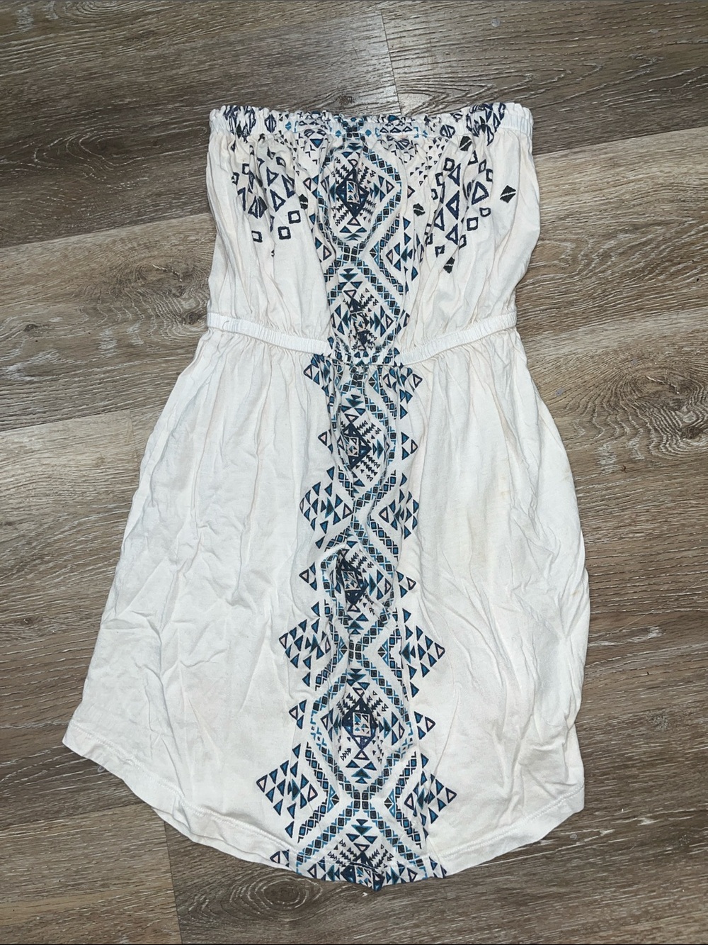 M Billabong White Strapless Dress with Navy Geometric Trim
